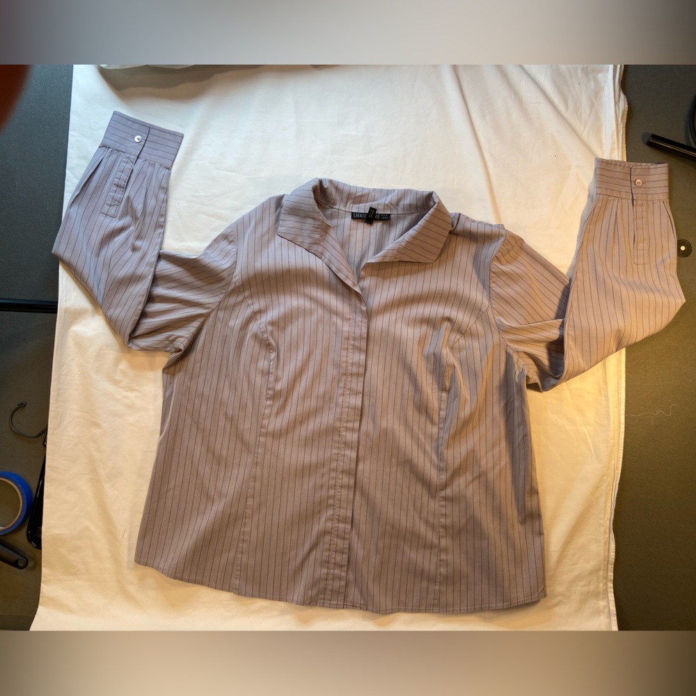 Lafayette 148 NY‎ women’s button down, pin stripe Tonal Purple top size 16 - Picture 4 of 12
